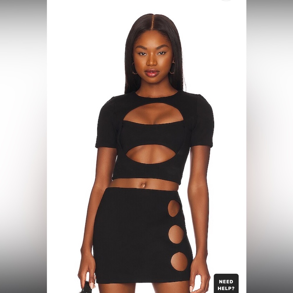 Manuela Top in Black
h:ours